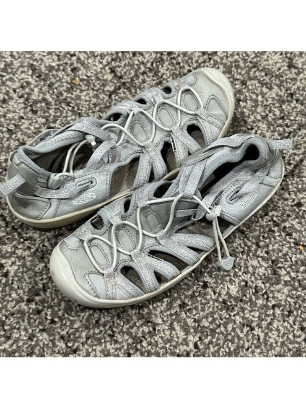 Keen Silver Grey Adjustable Athletic Sandals Youth Size 5 Durable Comfy Sport Sh